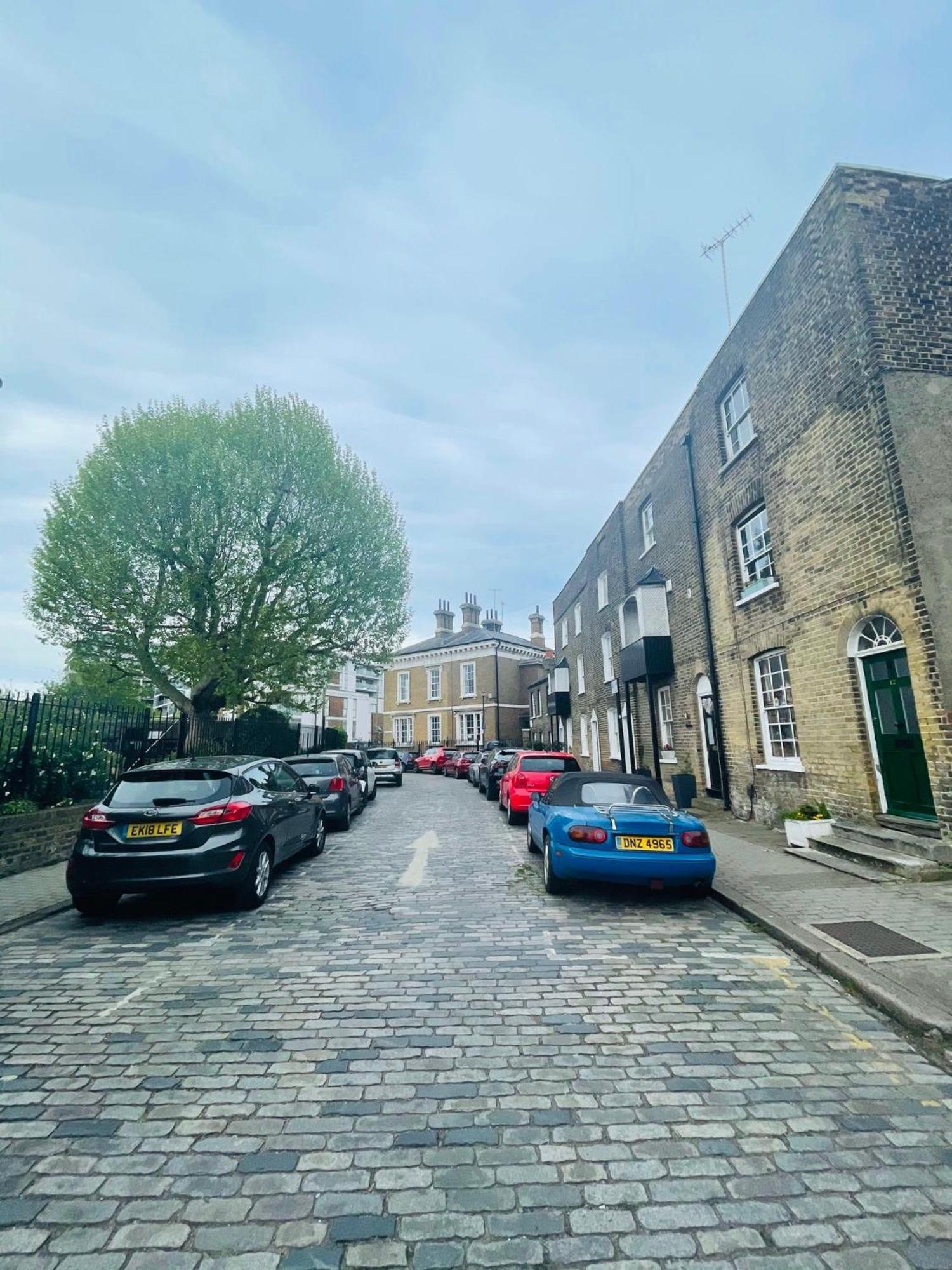 Greenwich Apartment With A River View & Balcony Near The 02 Arena & North Greenwich With Free Wifi & Fast Links Into Central Londres Exterior foto